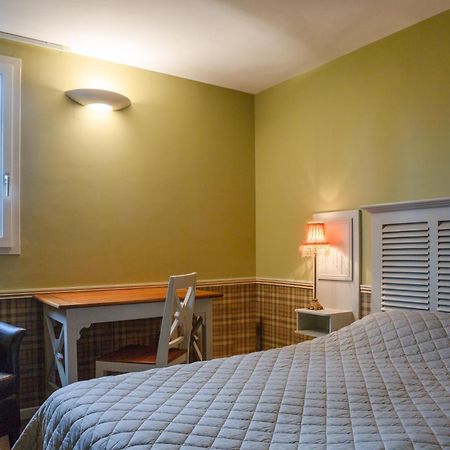 The Originals City, Le Cottage Hotel, บรูเว-ลา-บูซิแยร์ ภายนอก รูปภาพ