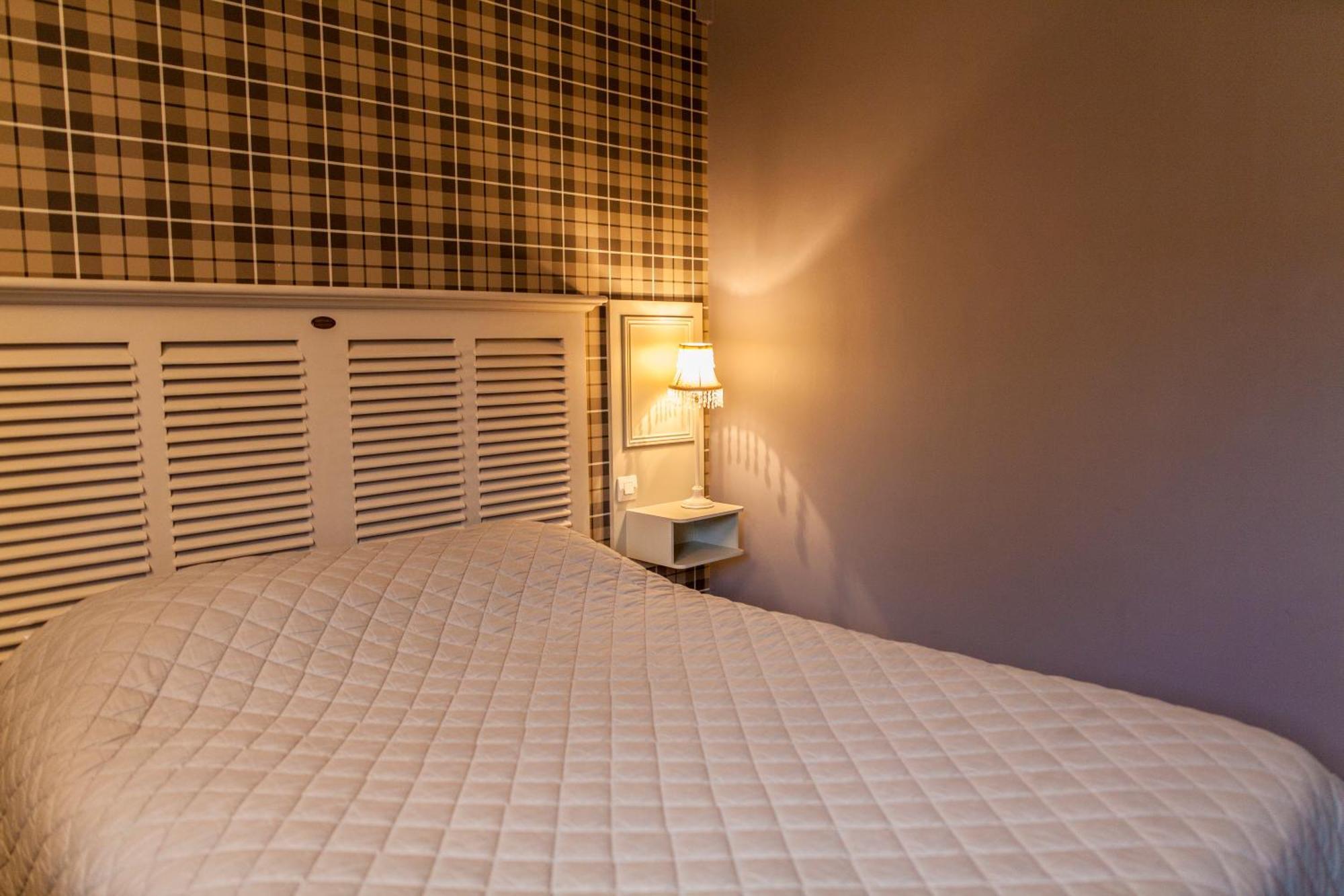 The Originals City, Le Cottage Hotel, บรูเว-ลา-บูซิแยร์ ภายนอก รูปภาพ