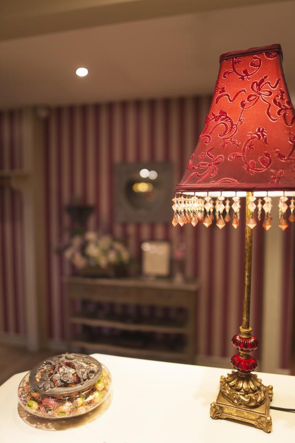The Originals City, Le Cottage Hotel, บรูเว-ลา-บูซิแยร์ ภายนอก รูปภาพ