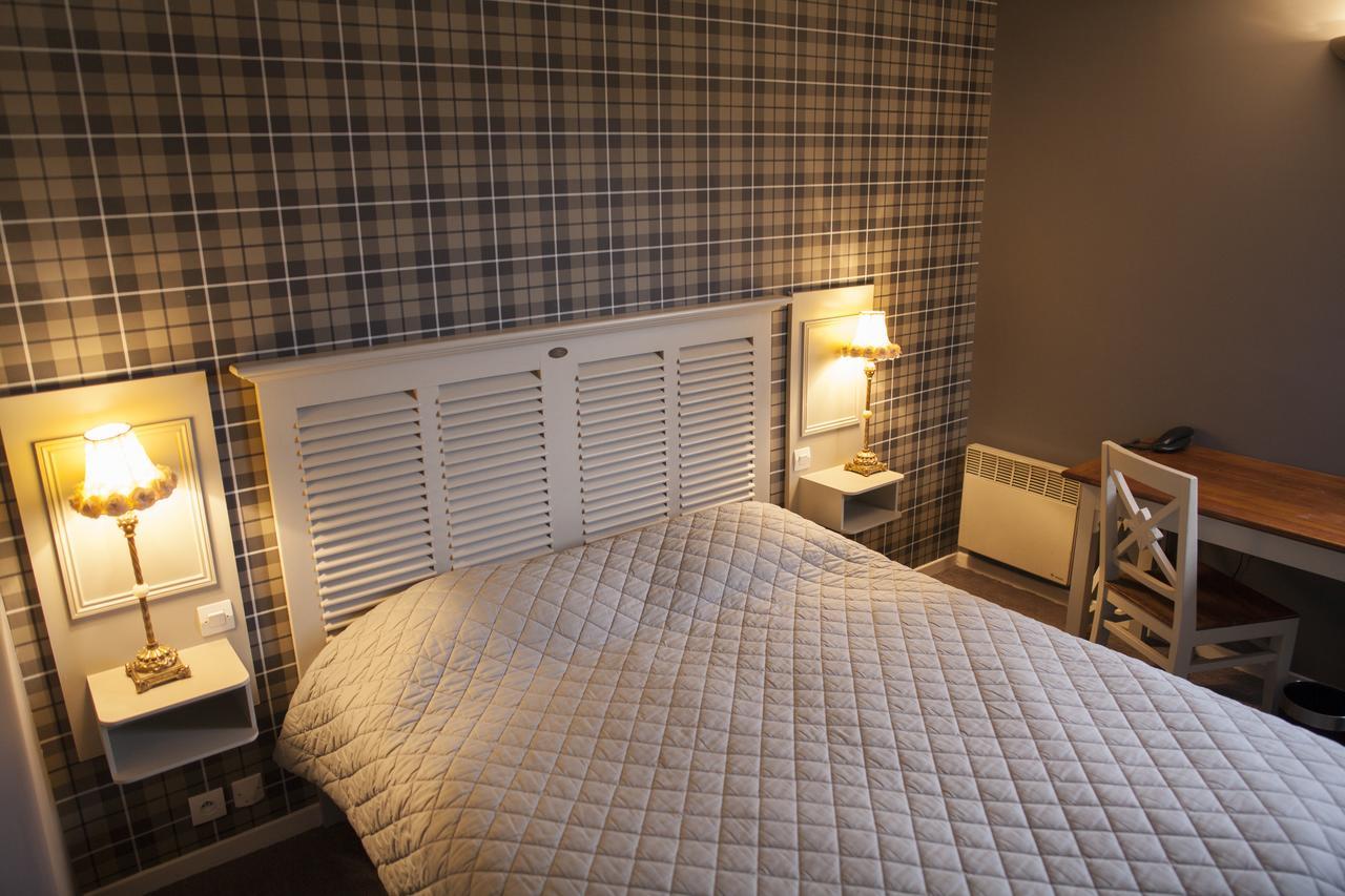 The Originals City, Le Cottage Hotel, บรูเว-ลา-บูซิแยร์ ภายนอก รูปภาพ